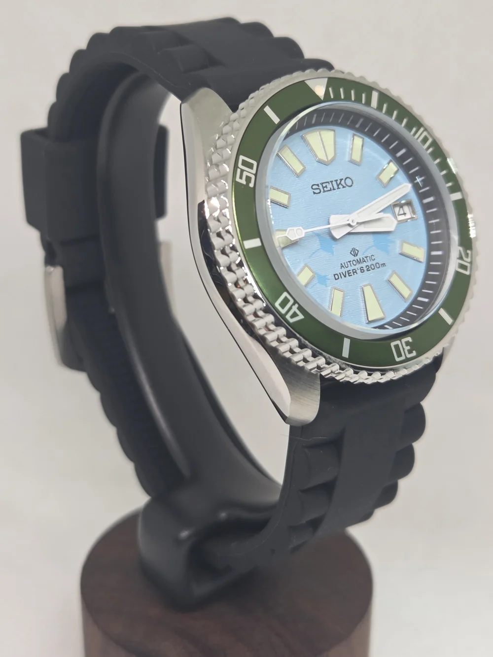 Custom 38mm Automatic Seiko Mod Watch NH35 Baby Blue Diver